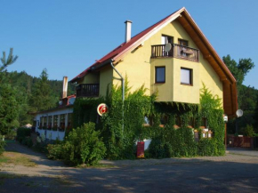 Hotel Kormoran, Zlenice